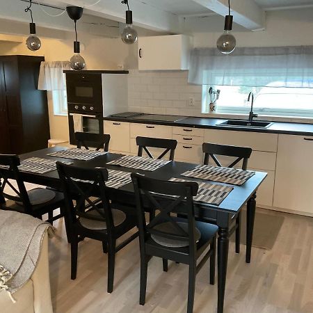 Hoegklint Roevar Liljas Apartment Висбю Экстерьер фото